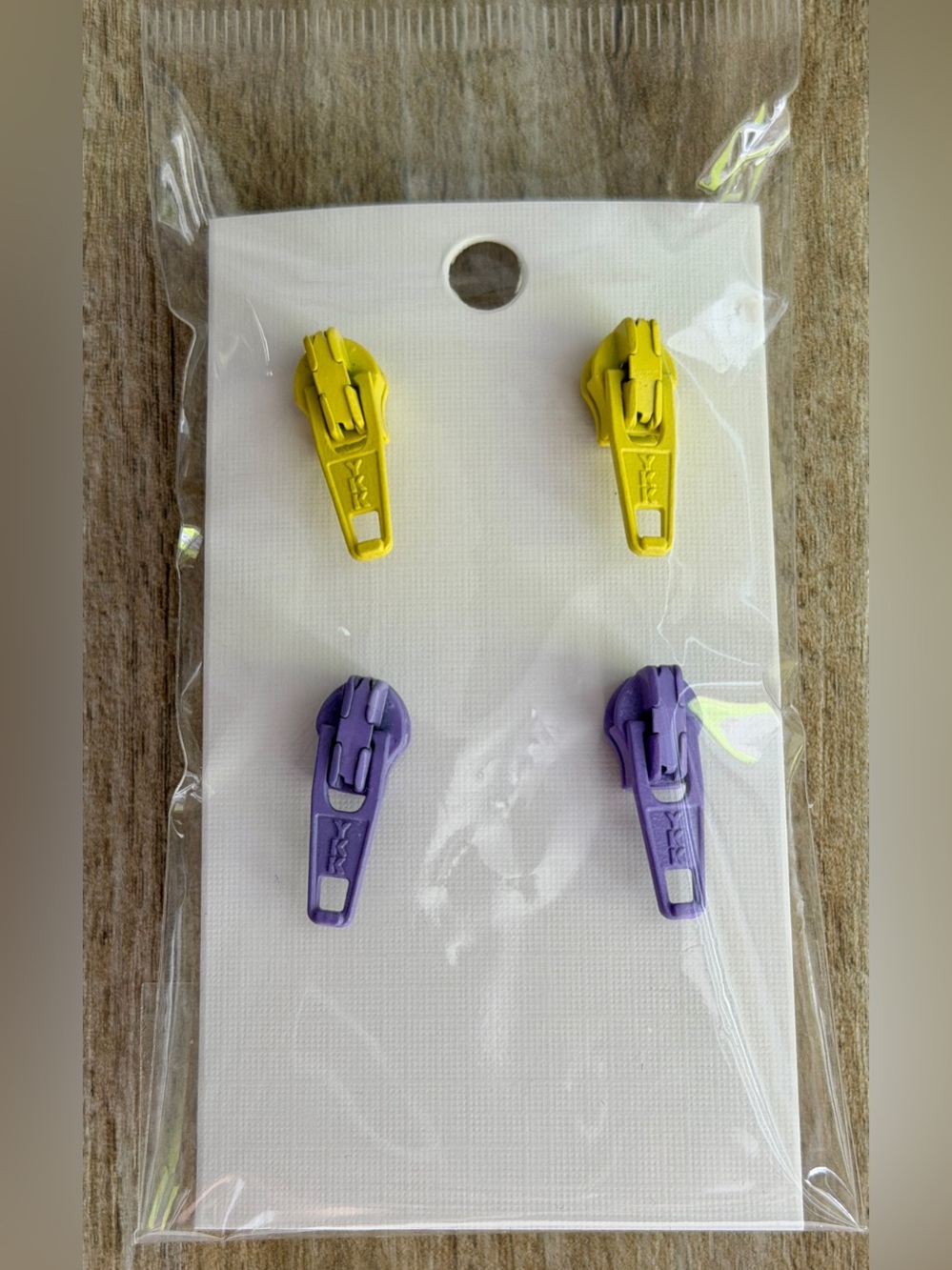 Zippers Pulls earrings - Pack of 4 each 20$